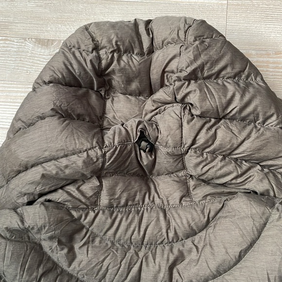 LLBean Puffer Jacket - Picture 6 of 7
